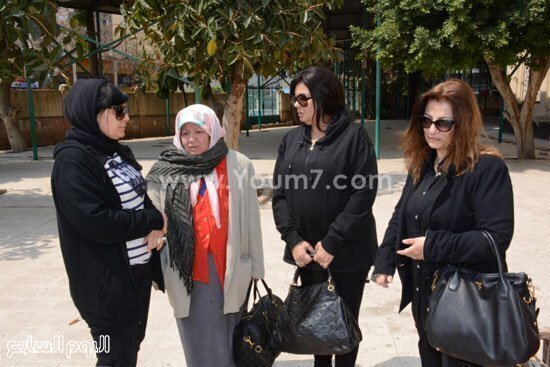 بالصور ..الظهور الأول لفيفى عبده بعد أزمتها الصحية