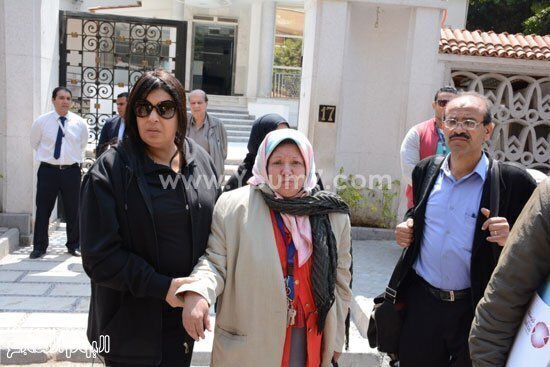 بالصور ..الظهور الأول لفيفى عبده بعد أزمتها الصحية