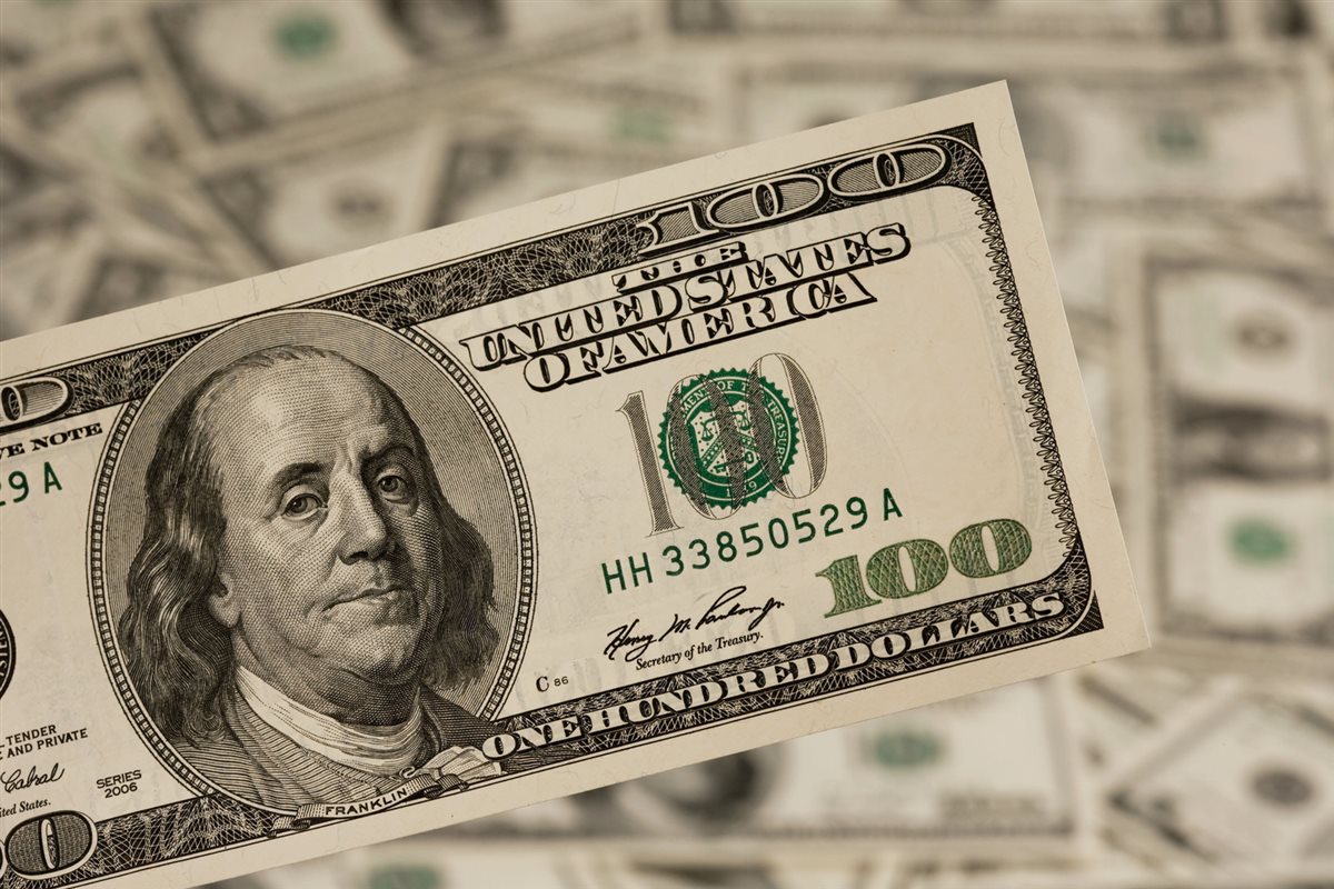 سعر الدولار مقابل الجنيه المصري اليوم الأربعاء 29-1-2025: تراجع مفاجئ في البنوك وقفزة بالسوق السوداء – الأخضر بكام الآن؟ 6 27