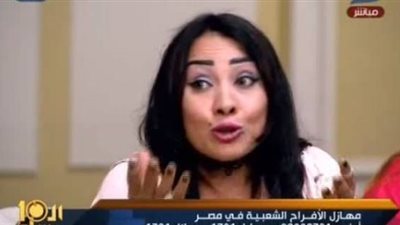 بالفيديو| راقصة اللبس المحترم مبيأكلش عيش.. قعدني في البيت 4 شهور