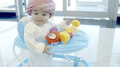 تعيين أصغر موظف بالعالم عمره 8 أشهر براتب مجزى .. فما وظيفته؟!