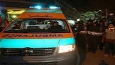 قطار يدهس سيدة أثناء عبورها شريط السكة الحديد (صور)