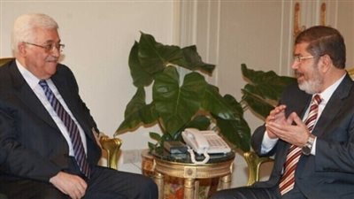 عباس يكشف مفاجأة عن عرض مرسي بشأن توطين فلسطينيين بسيناء