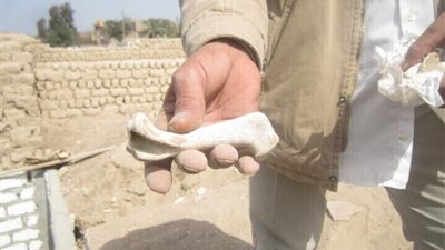 هل يجوز نبش القبور لفك السحر؟