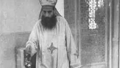 ابونا بيشوي كامل يترك زفة القيامه والسبب ؟؟