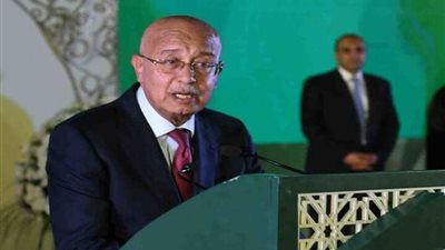 مصدر رفيع المستوى يكشف حقيقة إقالة حكومة شريف إسماعيل