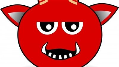 شيطان يضحك على باب كنيسة !!!