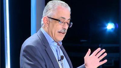 من فم وزير التربية والتعليم تعرف على موعد استلام التابلت