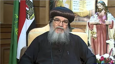 أول تعليق للأنبا مكاريوس علي ما حدث لأقباط المنيا من متطرفين