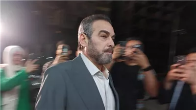 لهذا السبب أحمد عبد العزيز ينفعل في عزاء شيرين سيف النصر