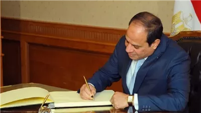 مفاجأة سارة للموظفين هتقبض 12200 جنيه.. موعد جديد لصرف رواتب شهر مايو 2025 وزيادة المرتبات بقرار رئاسي في هذا التاريخ