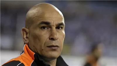 قرار حاسم من مدرب المنتخب بعودة 3 محترفين مستبعدين تفاصيل