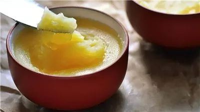 السمن على الشعر احذر من فعل هذا الأمر فرغم فوائدها المذهله إلا أنه له آثار جانبية