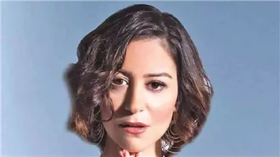 يوم غلب عليه الحزن.. آخر ما كتبته منة شلبي قبل وفاة والدتها زيزي مصطفى بساعات؟