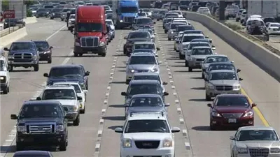 المرور يوضح السرعات المقررة على الطرق السريعة للحد من حوادث التصادم