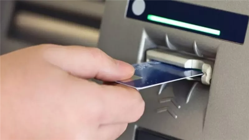 ماكينات الـ ATM