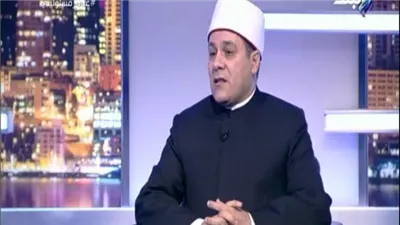 عضو المجلس الأعلى للشئون الإسلامية يثير ضجة بتصريحاته الأخيرة عن الحجاب...الحجاب ليس فرض