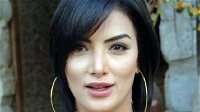 دى انسانه مريضة حورية فرغلي تفتح النار على بسمة وهبه