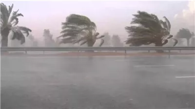 الأمطار الرعدية والسيول مستمرة على تلك المناطق واخيرا الأرصاد تعلن موعد انتهائها