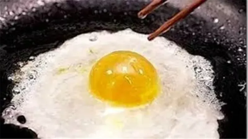 هل البيض ممنوع لمرضى