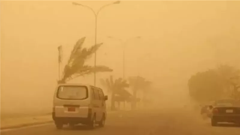 عاصفة ترابية