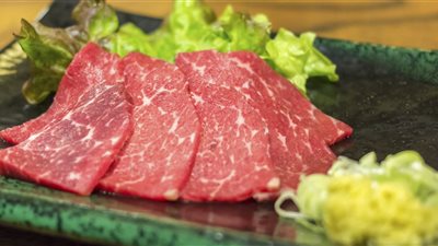 حقيقة بيع لحوم الخيول بـ 4 مطاعم في قها وكيف اكتشف الأهالي