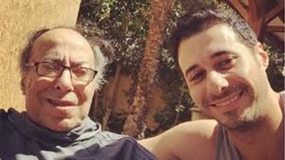 ايه الحكايه رسالة تهديد إلى أحد أفراد أسرة الفنان صلاح السعدني بعد وفاته بايام