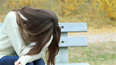 الام تتهم المعلمة والمدرسة تنفى تفاصيل تشويه وجة الطالبة كارولين مرقص بفيصل