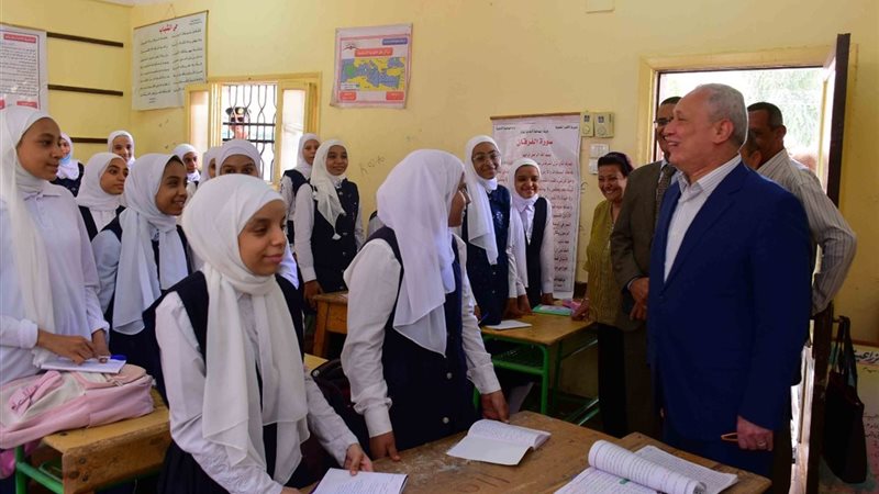 قائمة الكليات المتاحة