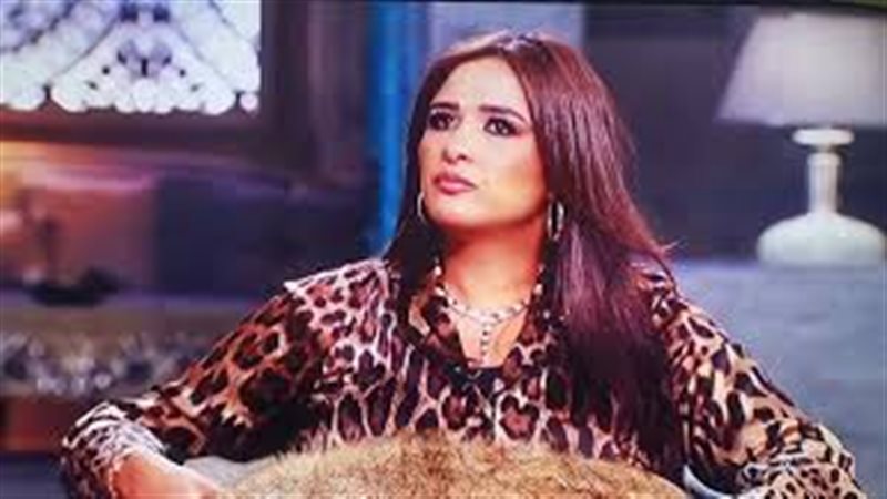 ياسمين عبدالعزيز