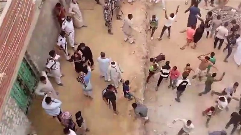 مشاجرة بالحجارة