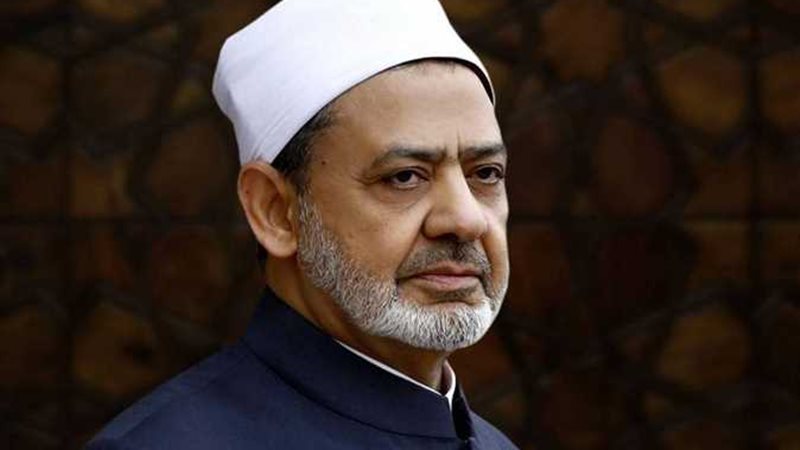 الدكتور احمد الطيب