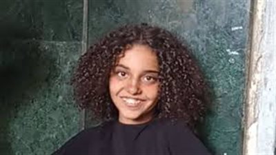 تفاصيل المحاكمه العاجلة لموظفة واقعة تشويه الطالبة كارولين مرقس وأول تعليق من والدها