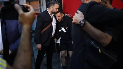 شوبير يحسم مصير علي معلول مع الأهلي بعد الإصابة إدارة النادي تفاجئ  نجم المارد الاحمر 