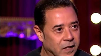 الحزن يسيطر على مدحت صالح والموت يخطف أقرب الأقربين له