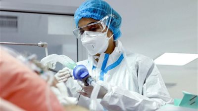 خطر قاتل ويصعب ايقافه رعب بعد انتشار الفيروس الجديد  بسرعة البرق علامات الإصابة بـ متحور FLiRT 