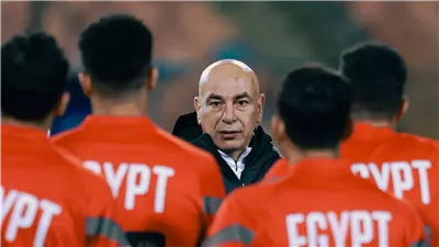 مفاجأت بالجملة بقائمة منتخب مصر وحسم مصير انضمام محمد صلاح للفراعنة بفرمان حسام حسن