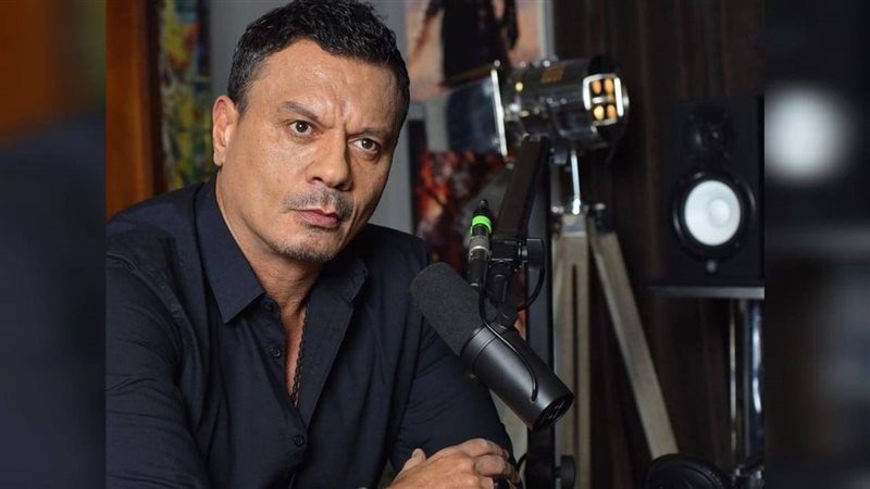 عباس أبو الحسن
