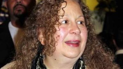 أصيبت بالاختناق.. كافة التفاصيل عن الحالة الصحية للنجمة سمية الألفي بعد الحريق