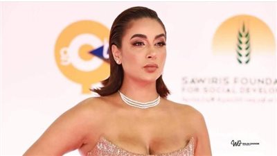 جوري بكري تصرخ وتعبر عن غضبها بسبب تلف ثلاجتها بسبب انقطاع الكهرباء