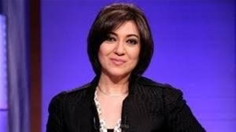 عزة مصطفى تخرج عن