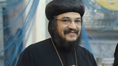 أعلنوا الخبر فى ظل انقطاع النور الانبا بافلى يقدم خدمة لم يسبق لها مثيل لطلاب ثانوية عامة