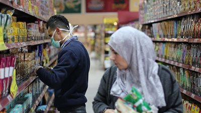 تخفيضات كبرى على أسعار السلع الأساسية بعد تولي الحكومة الجديدة .. تفاصيل