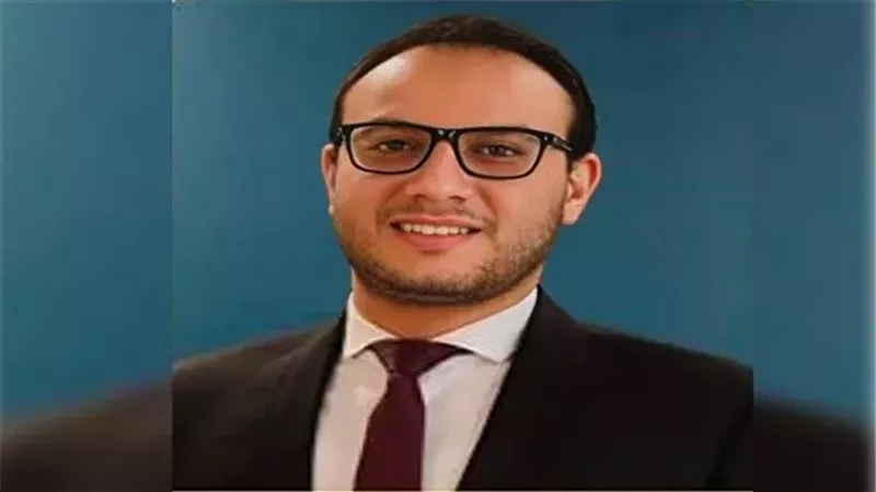 اعرف من هو مينا عماد