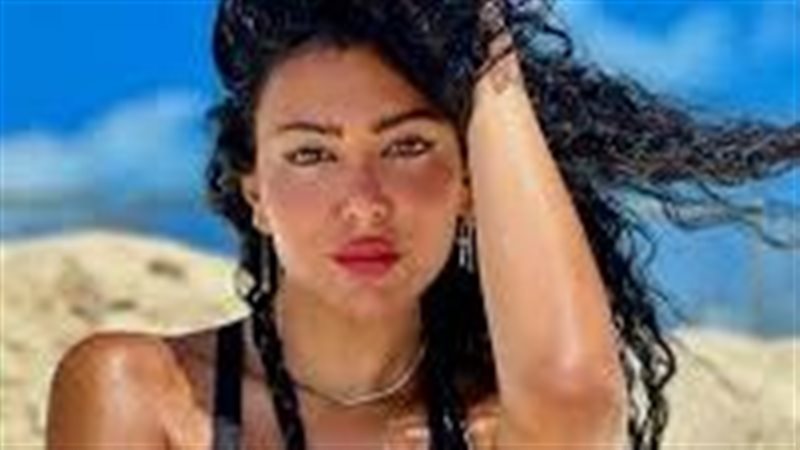 إطلالة ميرهان حسين