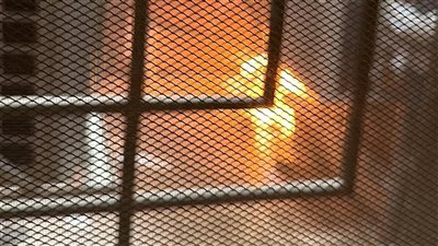 خالى بالكم من السبب...العناية الإلهية تنقذ مذيعة مشهورة بعد الالتهام النيران شقتها بالتجمع