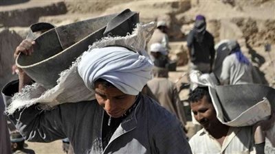 هينصبوا عليكم...تحذير عاجل من وزارة العمل لأصحاب العمالة الغير منتظمة من صفحات وهمية