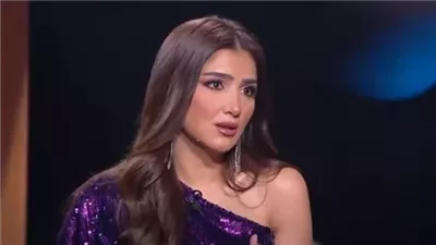 كاجول… مي عمر تلفت الأنظار بصورها الأخيرة بملابس قمة في الروعة