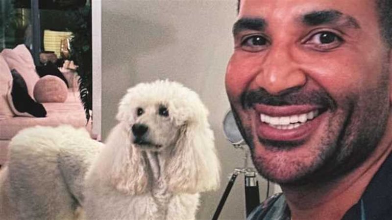 أحمد سعد يظهر بخلخال
