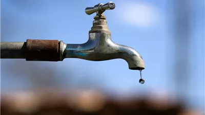 الحق خزن ميه بسرعة قبل ما تقطع.. رسميا انقطاع المياه اليوم عن هذه المحافظه ونداء هام من الشركة للمواطنين